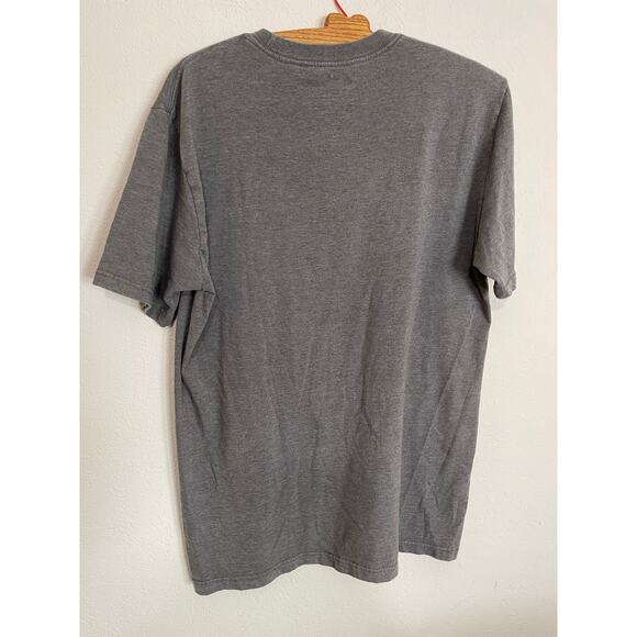 Men's NIKE Swoosh T-Shirt Grey With Red Logo Regular Fit SIZE L - Picture 2 of 3